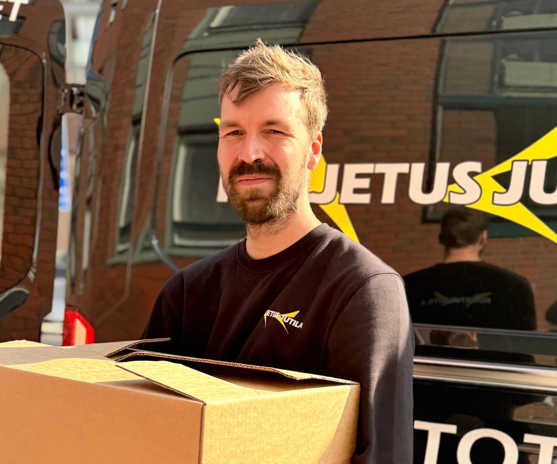 Ota yhtettä kuljetuspalveluun Helsingissä,Espoossa ja Vantaalla sekä Uudellamaalla